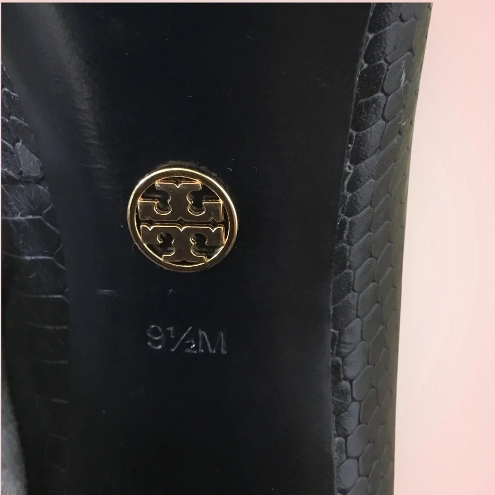 Tory Burch Brazil Leather Round Toe Heel Pump